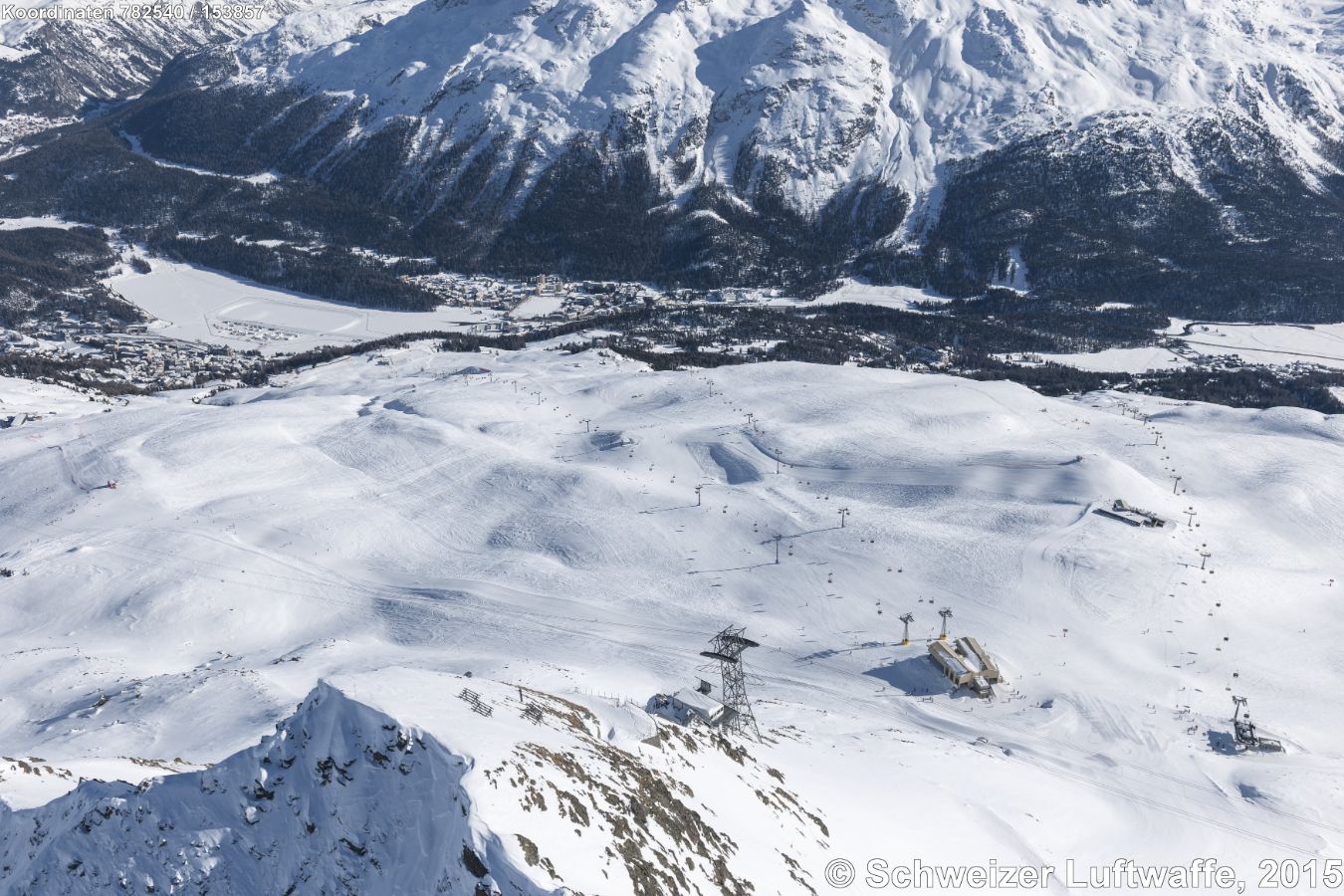 Corviglia, Seilbahn- und Skiliftanlagen